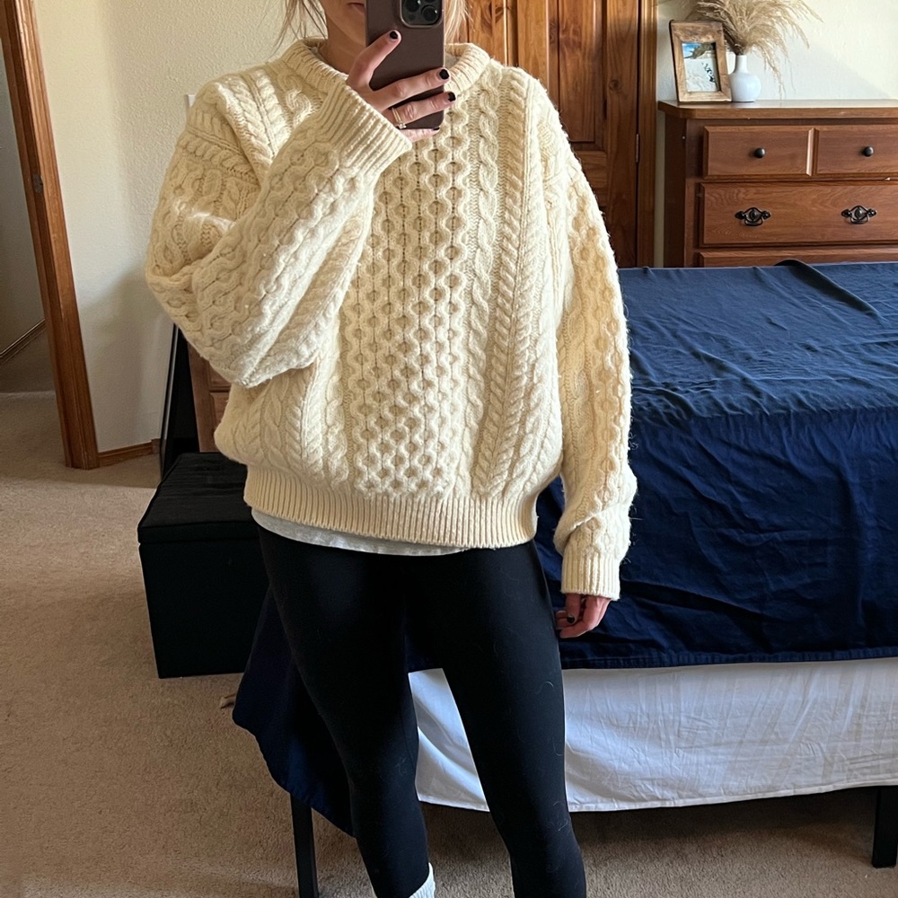 LL BEAN 100% Wool Sweater